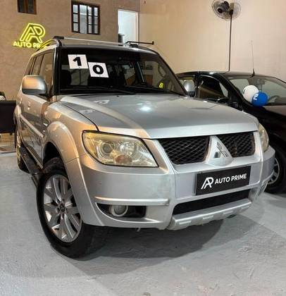 MITSUBISHI PAJERO TR4 2.0 4X4 16V 140CV FLEX 4P AUTOMÁTICO MITSUBISHI PAJERO TR4 2.0 4X4 16V 140CV FLEX 4P AUTOMÁTICO